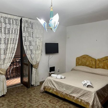 Вілла Centro Storico Family Flat Неаполь Екстер'єр фото