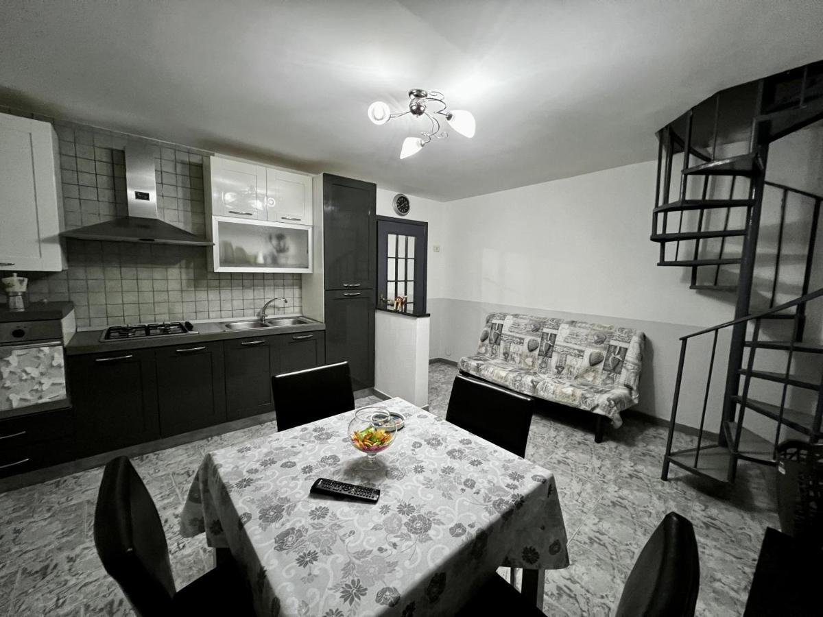 Вілла Centro Storico Family Flat Неаполь Екстер'єр фото