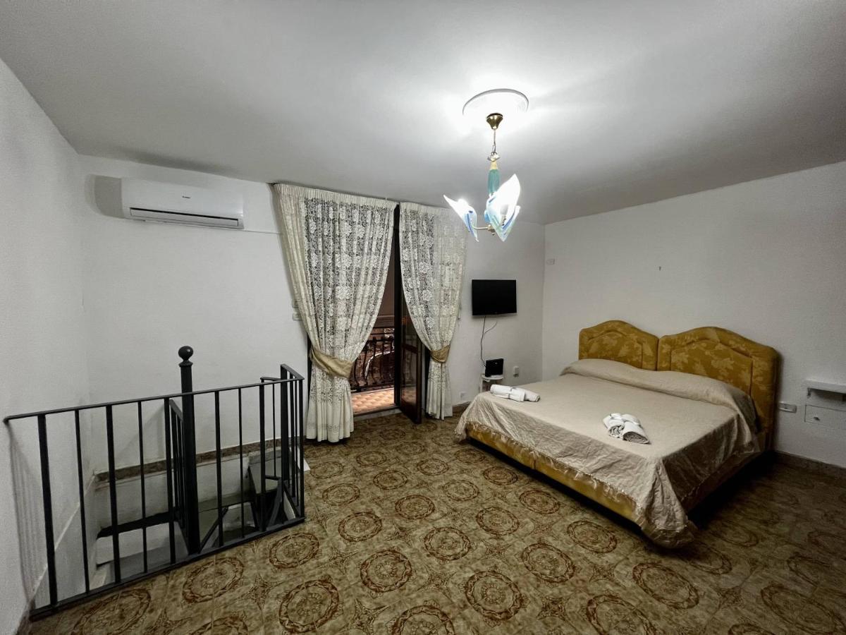Вілла Centro Storico Family Flat Неаполь Екстер'єр фото