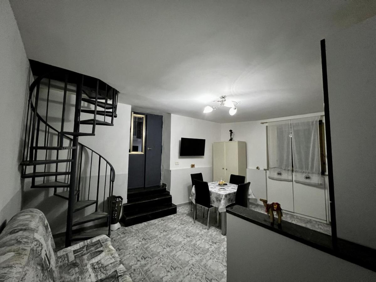 Вілла Centro Storico Family Flat Неаполь Екстер'єр фото