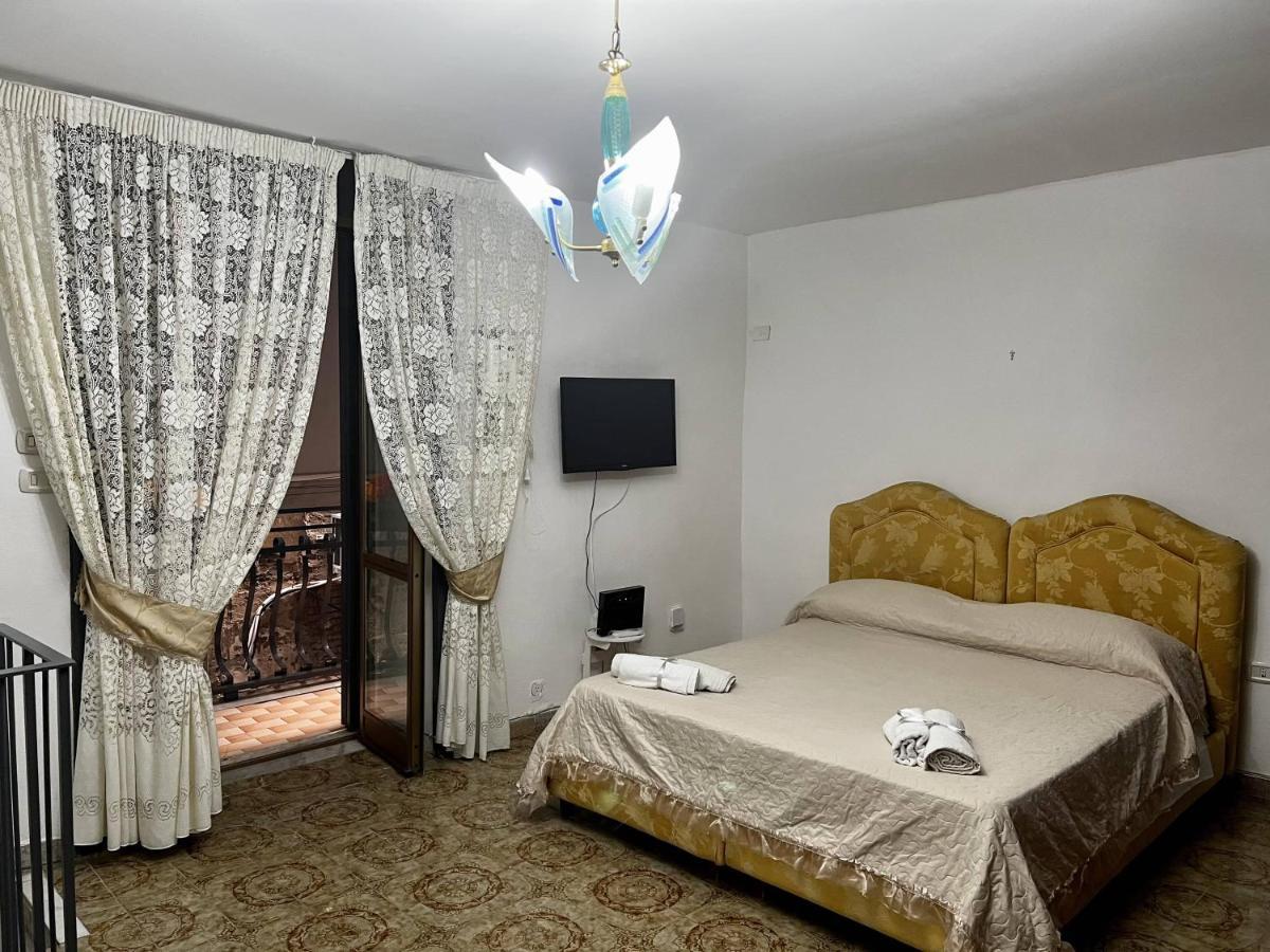 Вілла Centro Storico Family Flat Неаполь Екстер'єр фото